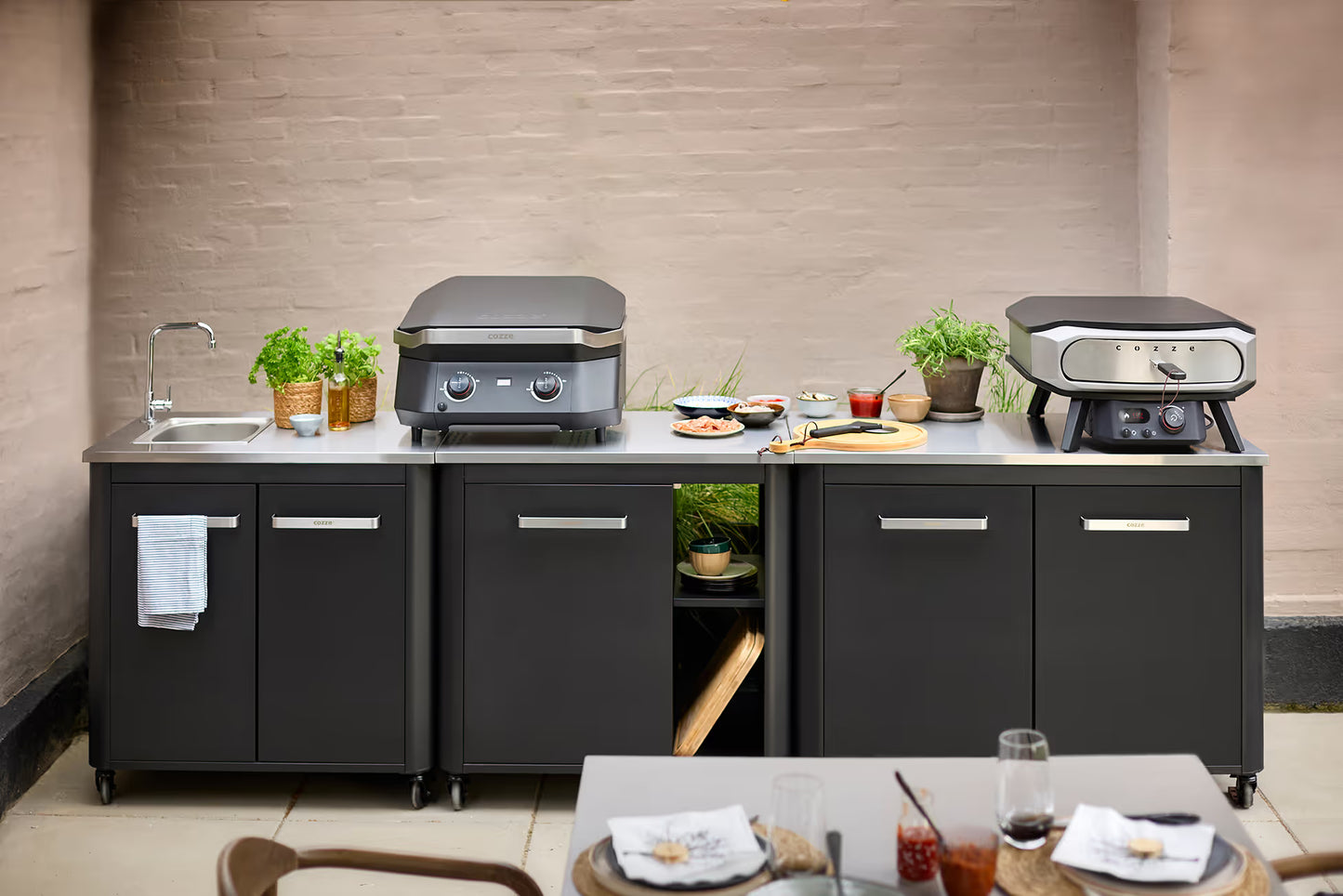 Cozze Outdoor Kitchen 90 w. Sink – Compact Outdoor Unit with Tap