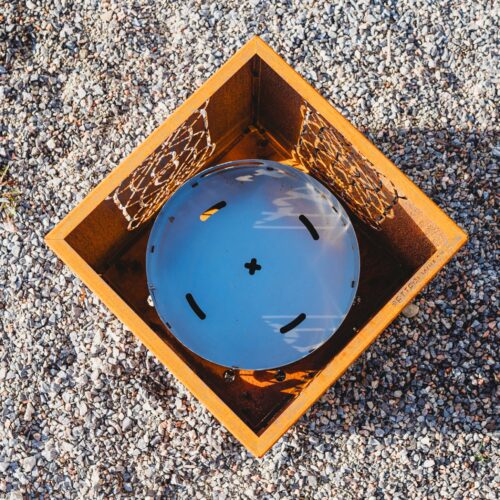 GrillSymbol Laterna Square Corten Steel Fire Pit for Modern Gardens
