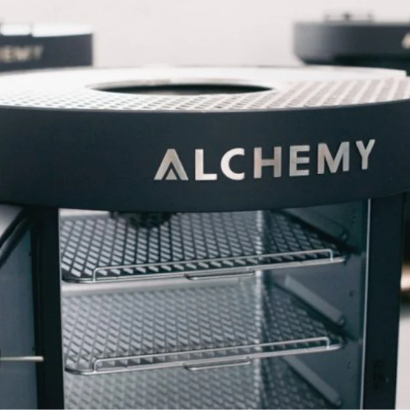 Alchemy 24″ Smoker Grill & Plancha 3‑in‑1 – Live‑Fire Outdoor Cooker