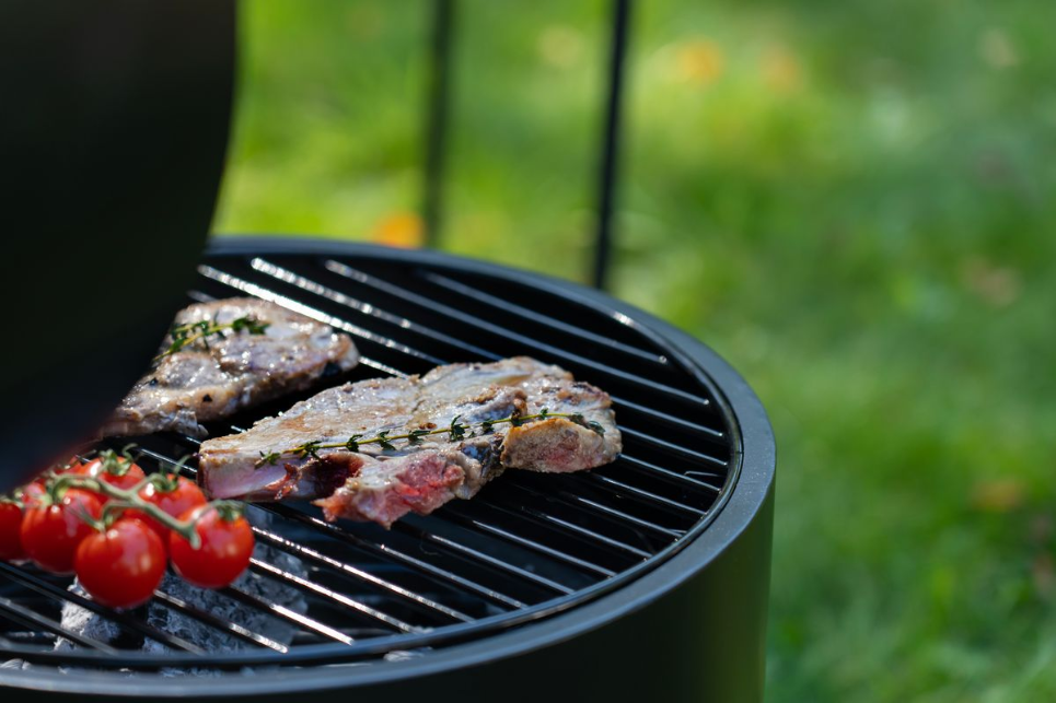 HEAT BRÅTEN Charcoal Barbecue | Compact Garden Grill