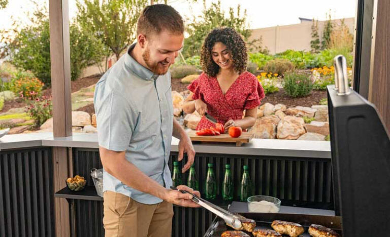 BBQ Shack – Outdoor Garden Shelter for Barbecues and Entertaining