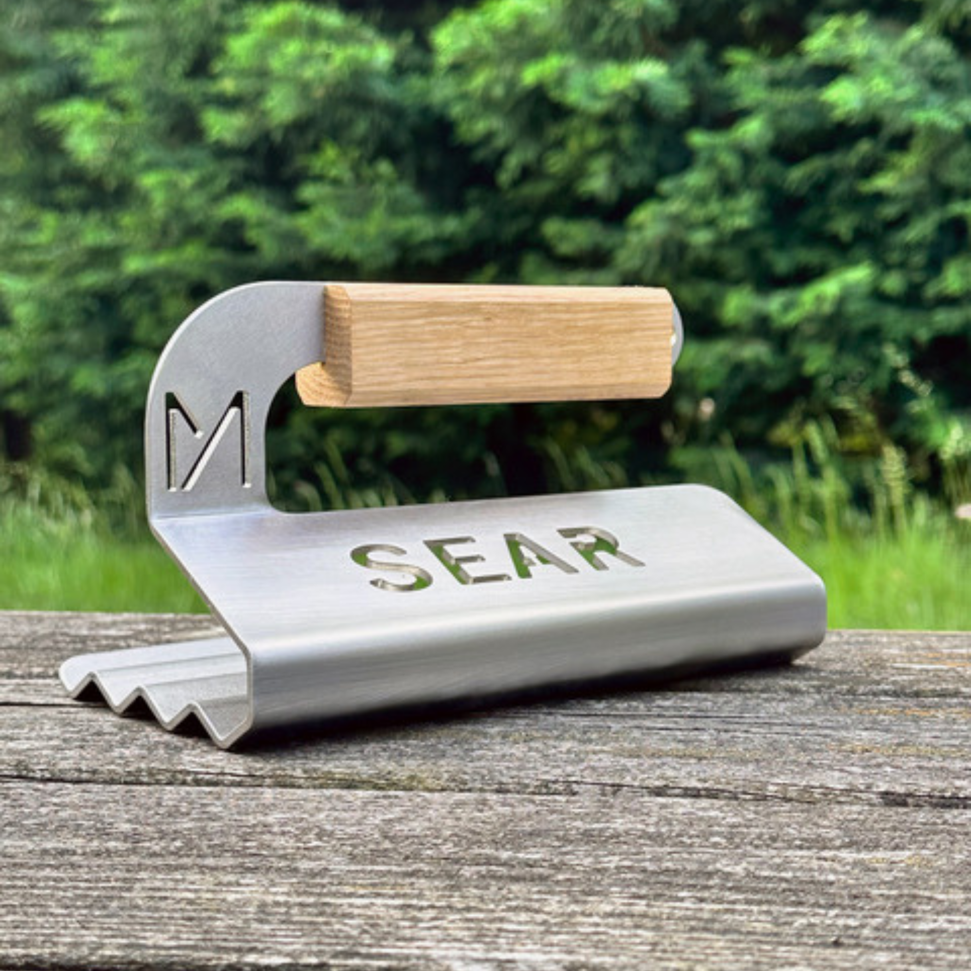 Steak Press – Stainless Steel Grill Weight | Handmade in Britain by METARTAL
