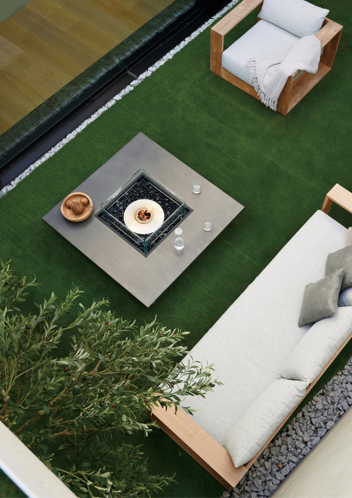 EcoSmart Fire Vertigo 50VL Bioethanol & Gas Fire Pit Table for Indoor and Outdoor Use