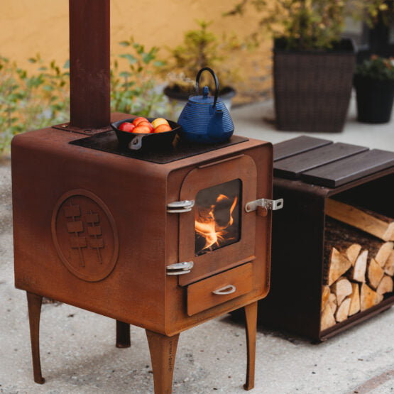 GrillSymbol Outdoor Fireplace Amigo