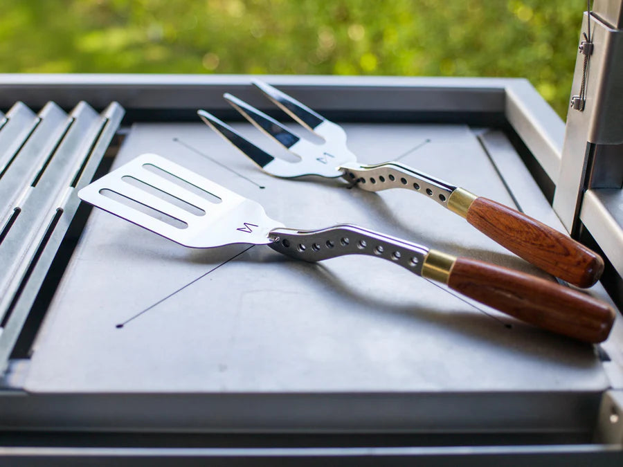 Flippin Fork – Signature Edition | METARTAL Stainless Steel BBQ Tool