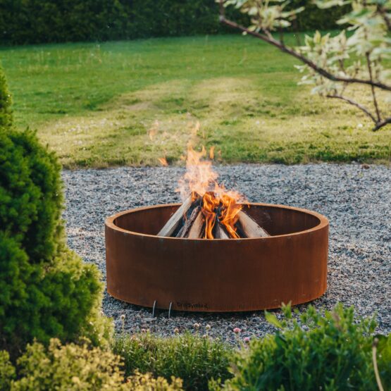 GrillSymbol Corten Steel Fire Pit Elias