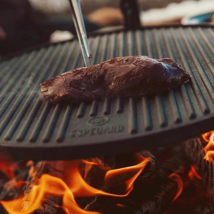 Reversible Cast Iron Grill Plate for Open Fire Cooking – 47cm