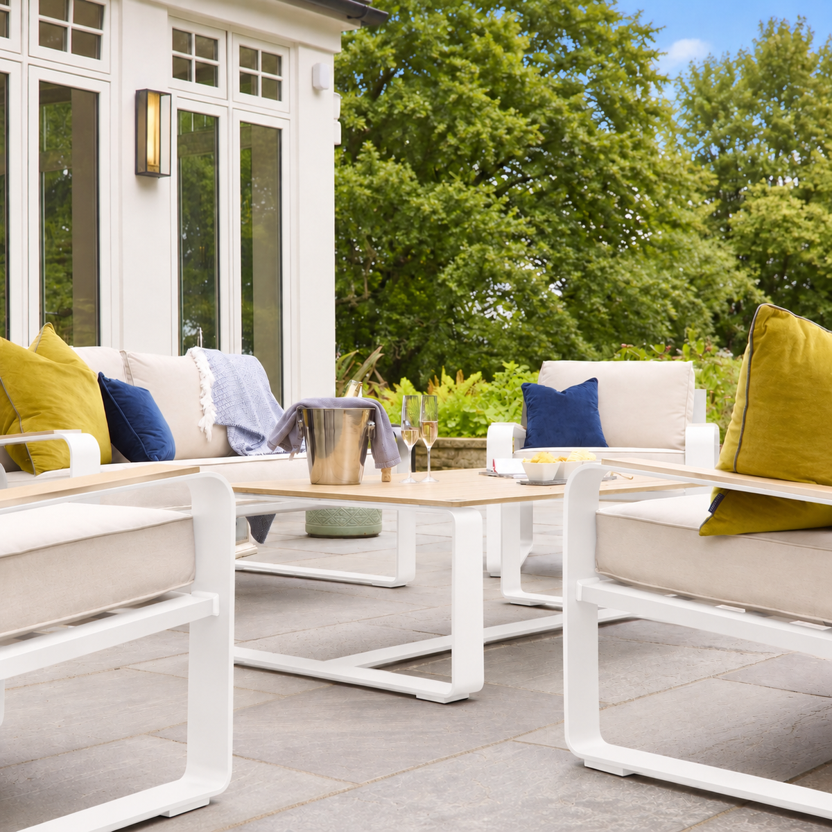 Hex Living Social Set Porcelain White | Premium Garden Furniture