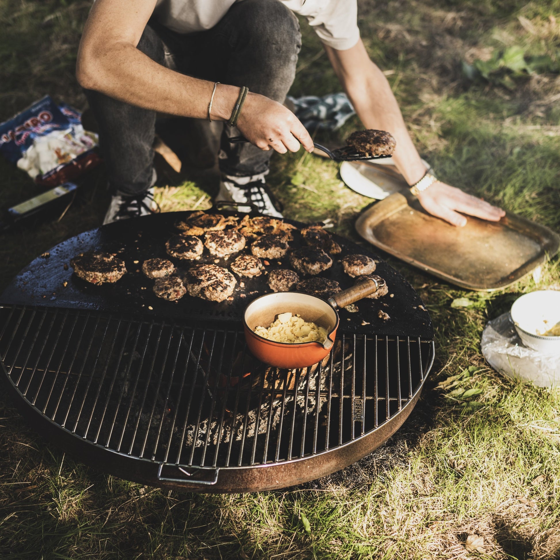 BonFeu, Half Circle Grill