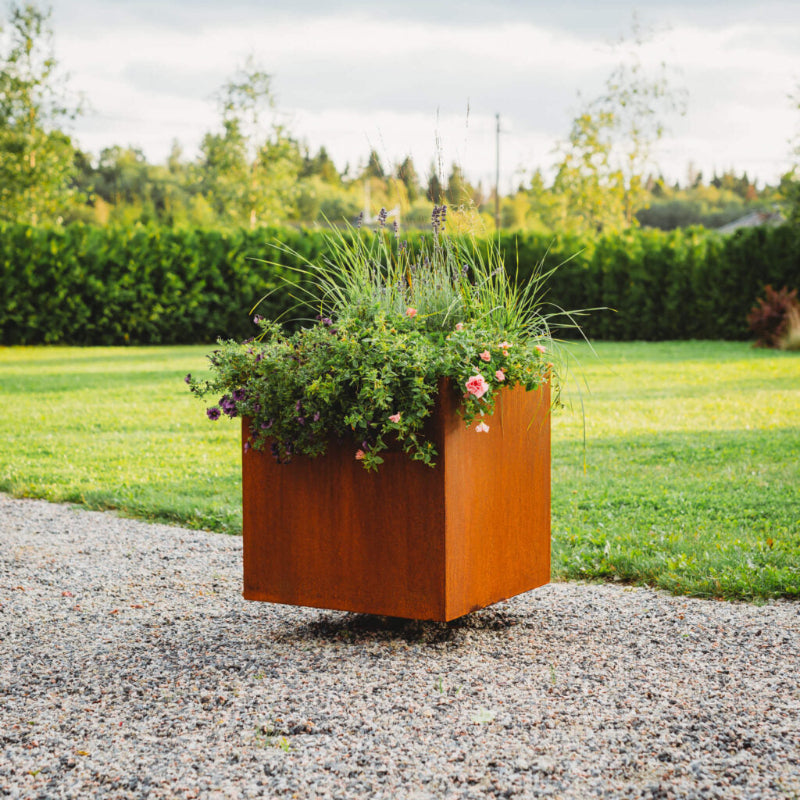 GrillSymbol Ulla XL Corten Steel Planter for Modern Outdoor Spaces