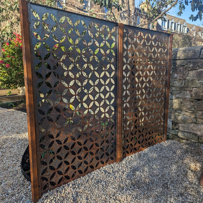 Patina Steel – Laser Cut Screen – Moroccan Circles Design
