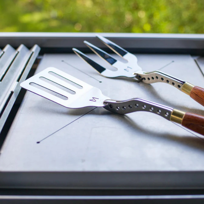 Signature Spatula | Mirror-Polished Stainless Steel BBQ Tool