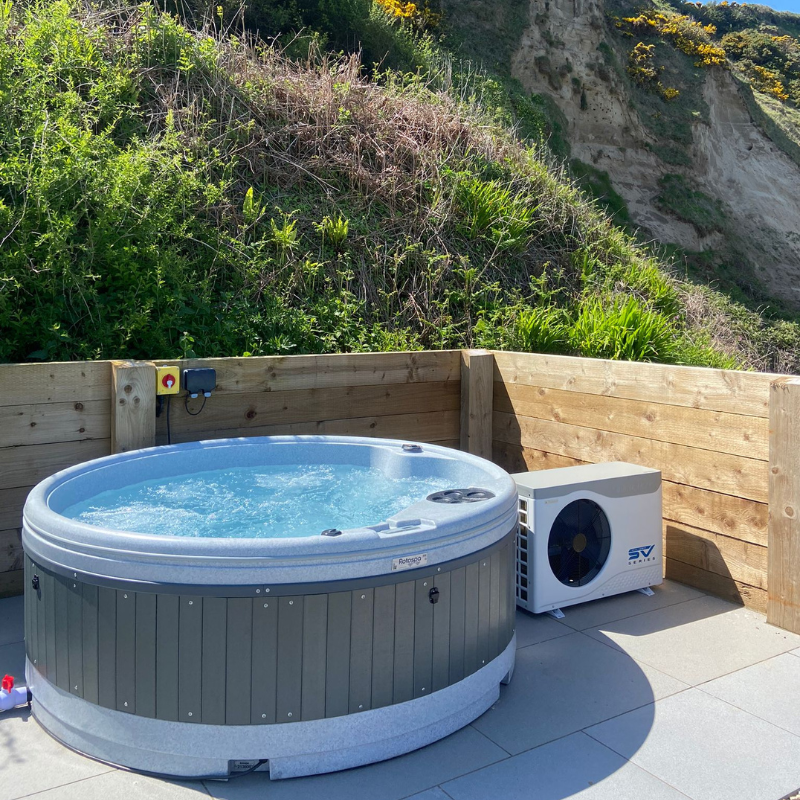 RotoSpa QuatroSpa Hot Tub & Ice Bath | 6-Person Family Garden Spa