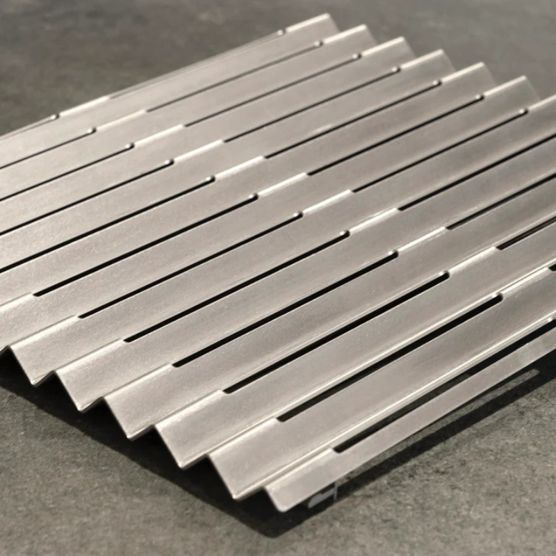 V Groove Grill – Stainless Steel BBQ Cooking Plate | Handmade in Britain by METARTAL