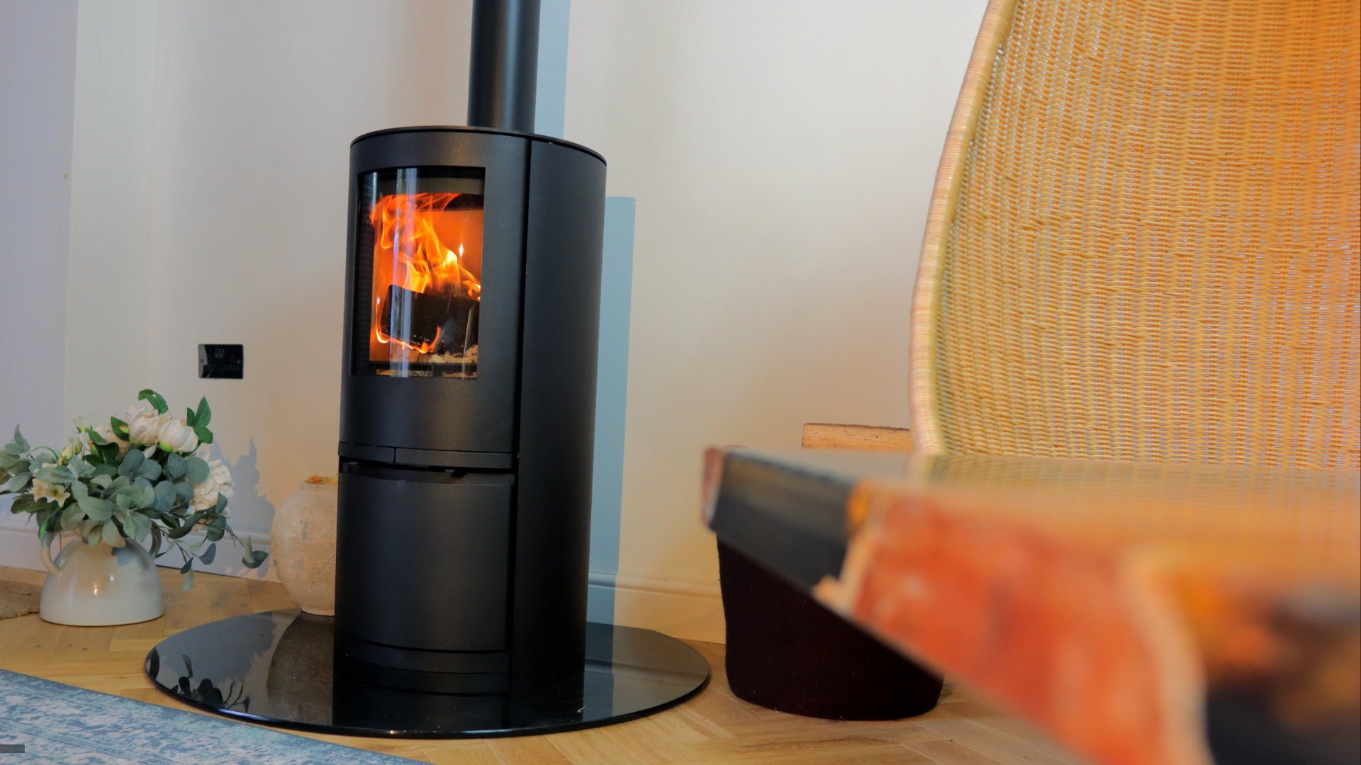 The Astbury 5 kW EcoDesign Stove with Clean Glass and A+ Efficiency