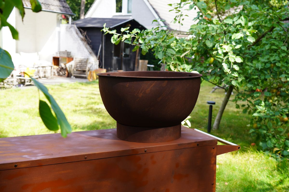 HEAT Trolle Outdoor Kitchen – Compact Garden Cooking