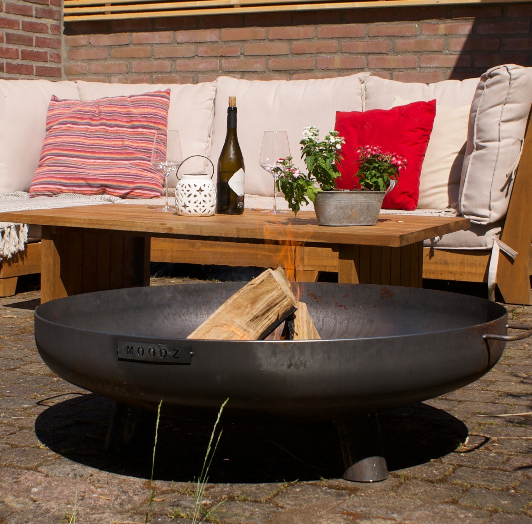 MOODZ Fire Bowl with Feet & Handles, Rusty Brown